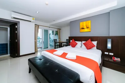 Superior Double or Twin Room — Ratana Hotel Sakdidet, PHUKET TOWN